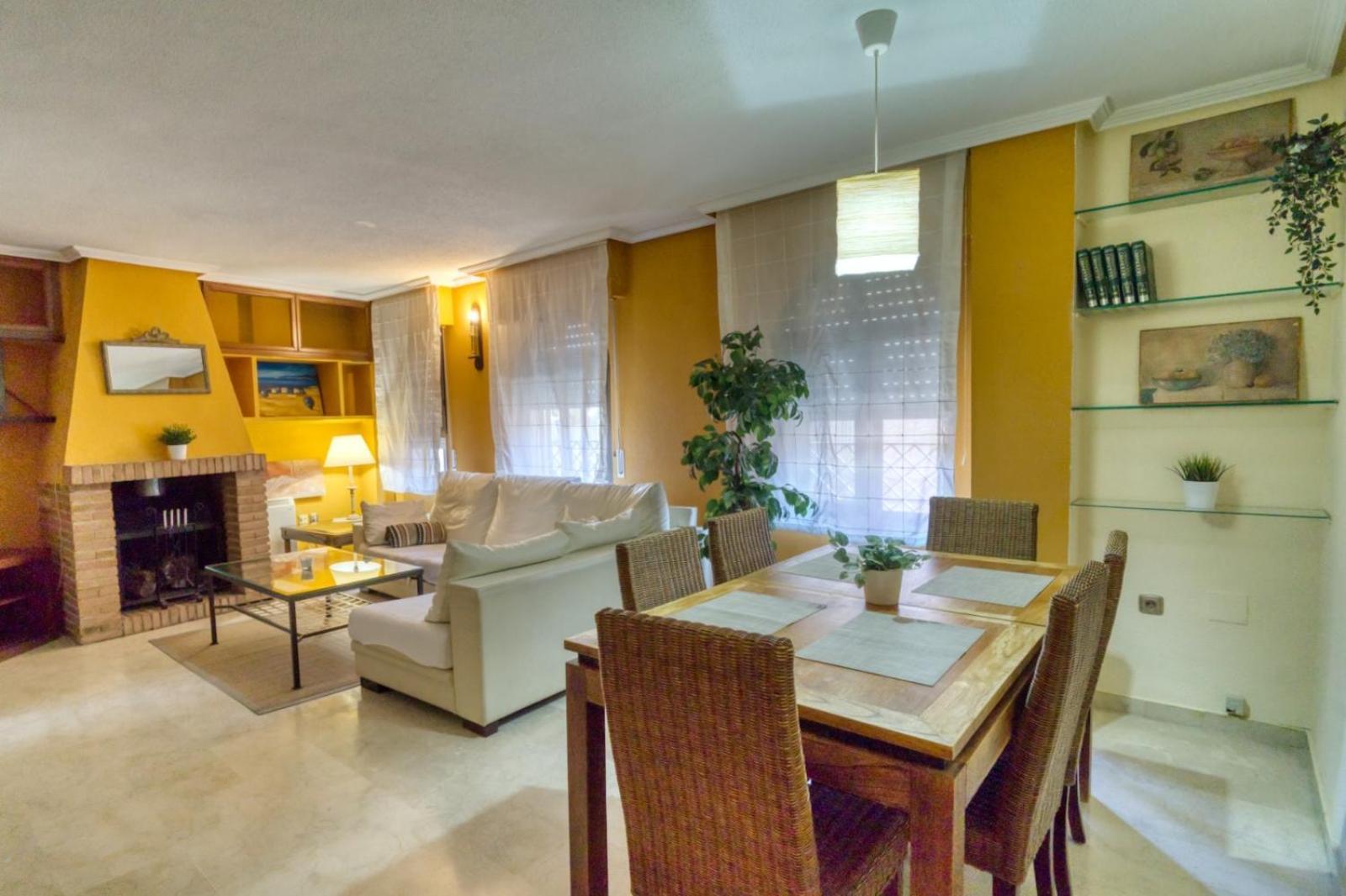 Duplex En Centro, San Ildefonso Appartement